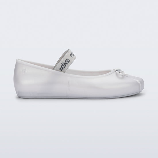 PEARLY WHITE - BM361