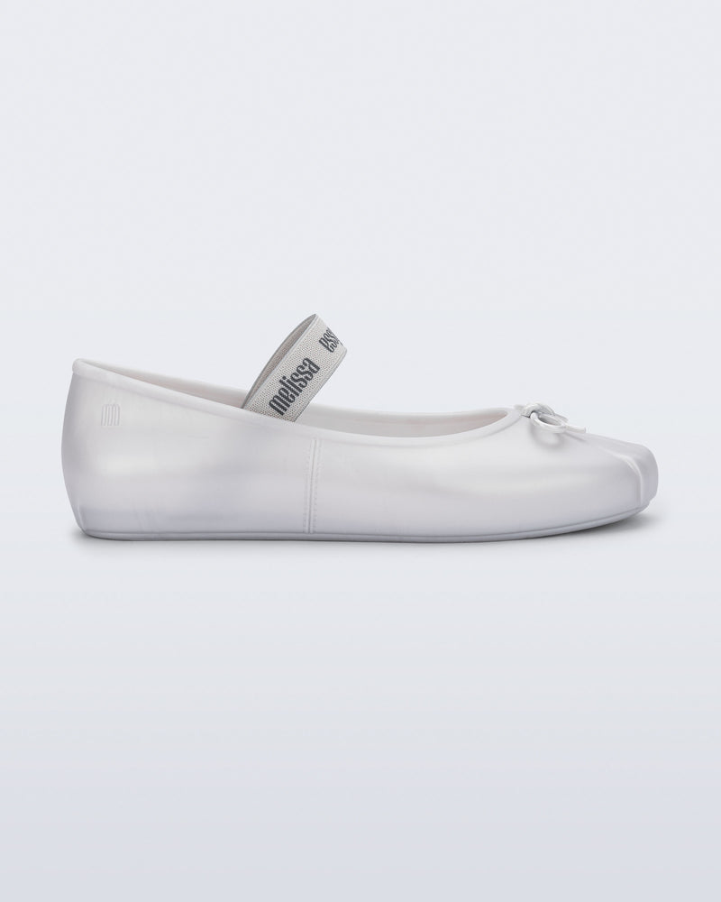 PEARLY WHITE - BM361