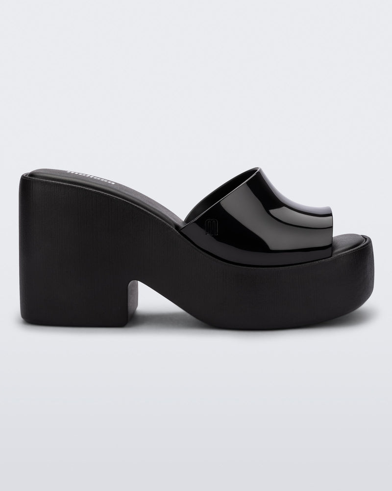 BLACK-AQ082