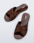 BROWN-BT983