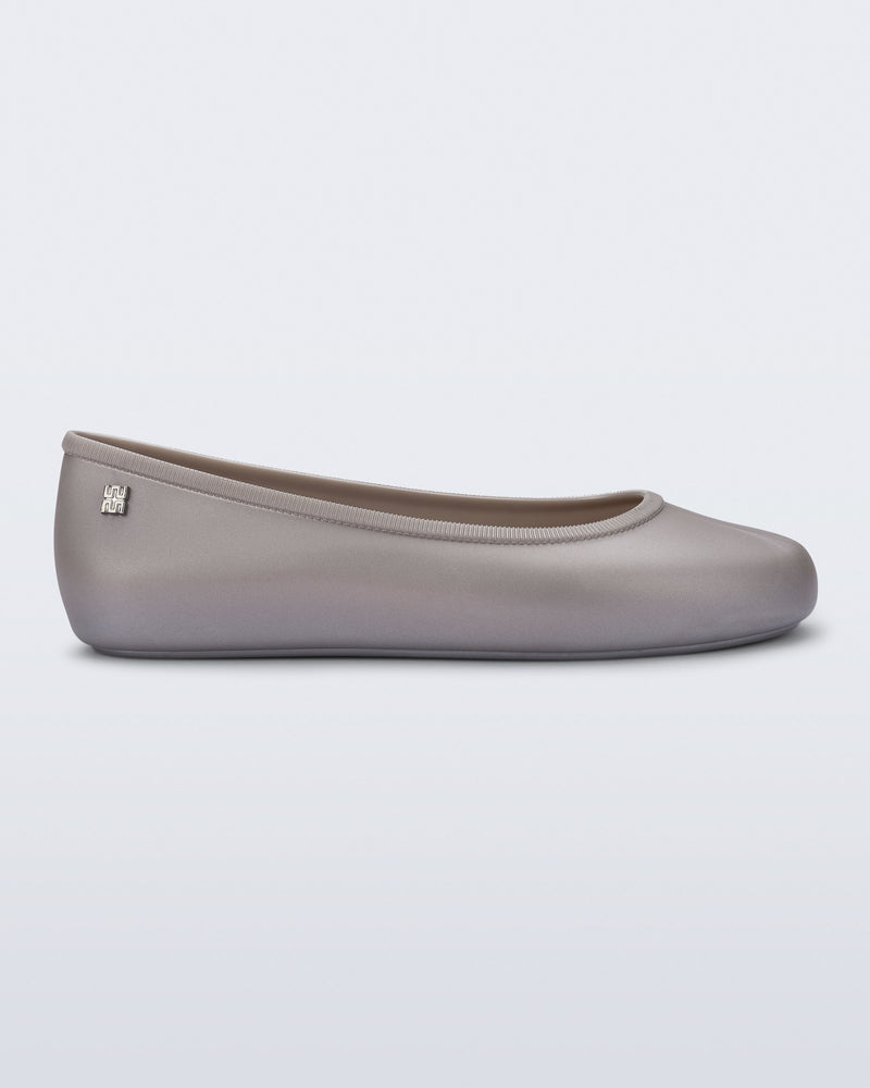PEARLY GREY-BU782