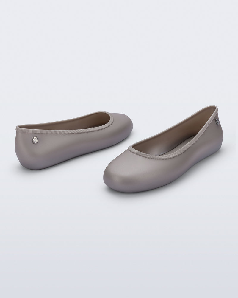 PEARLY GREY-BU782