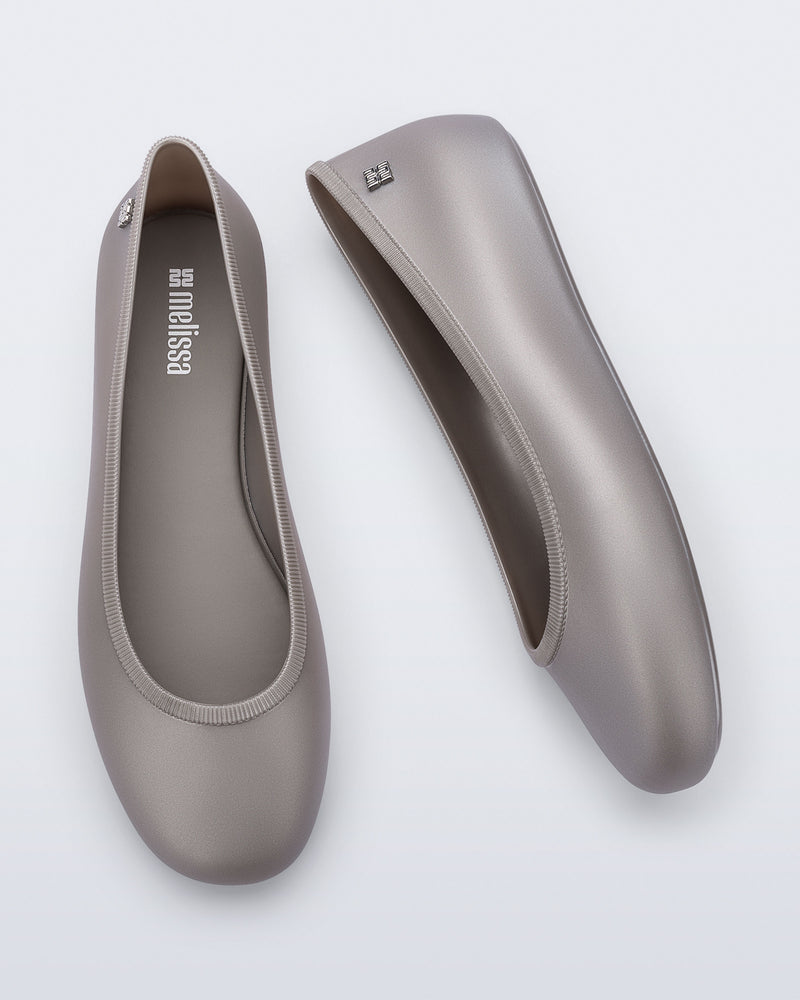 PEARLY GREY-BU782