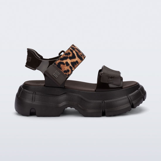 BROWN - BK885