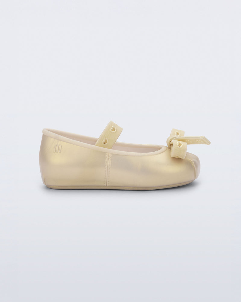 PEARLY BEIGE - BP390