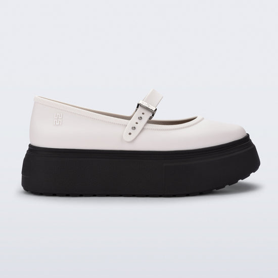 BLACK/WHITE - BP058