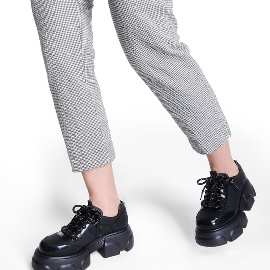 BLACK - BV528
