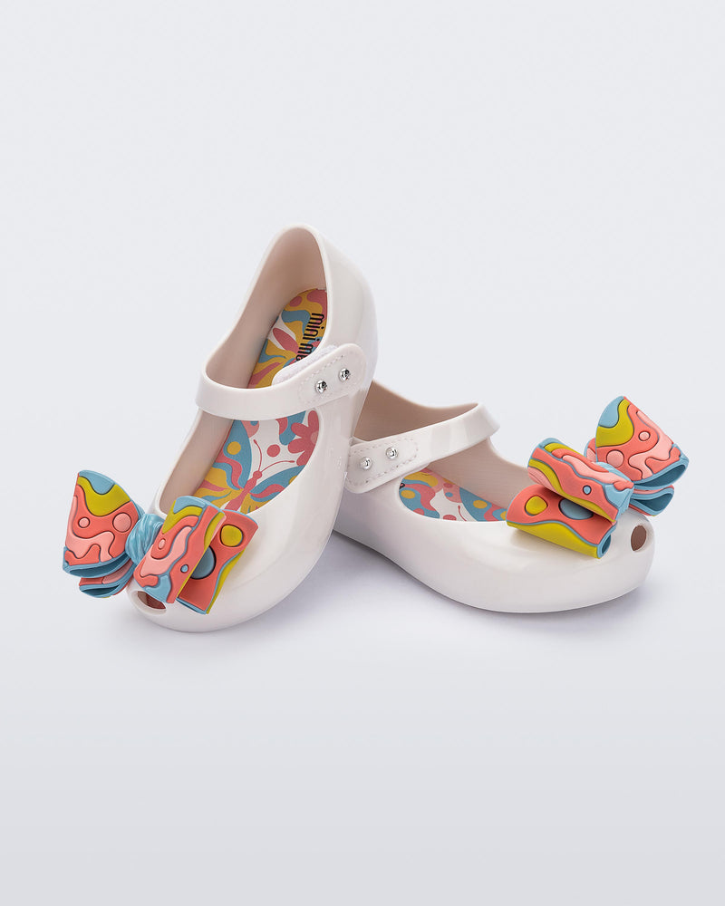 WHITE/PINK - BK823