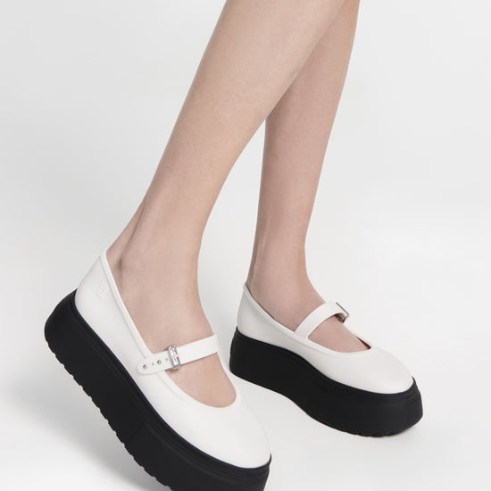 BLACK/WHITE - BP058
