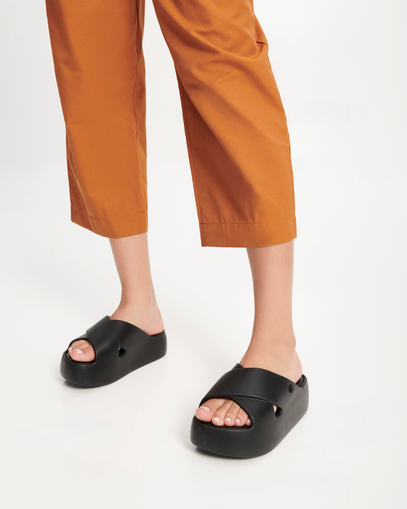 BLACK - BO543