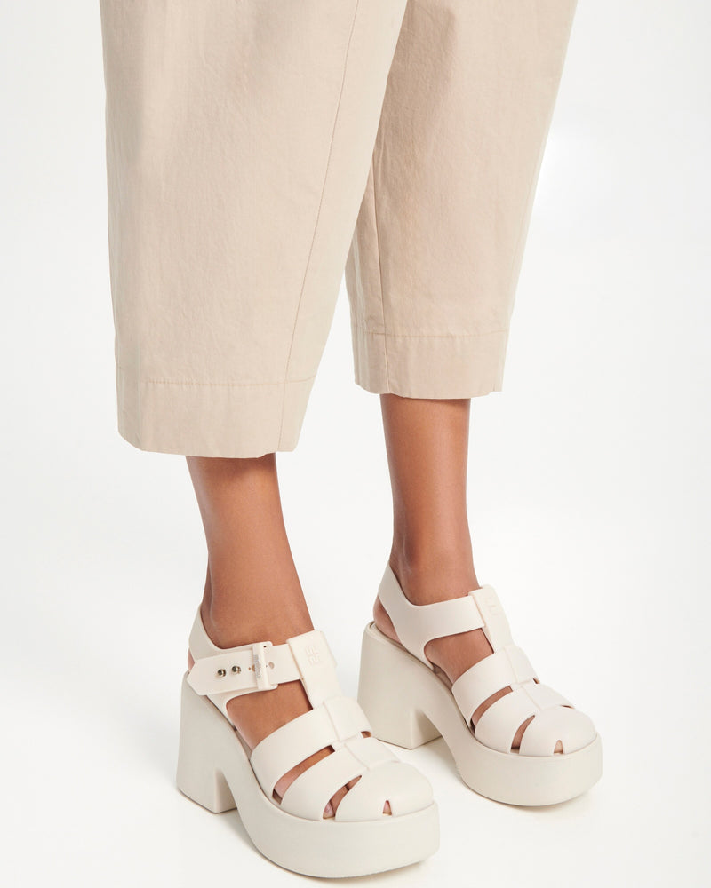 MATT BEIGE - BS479
