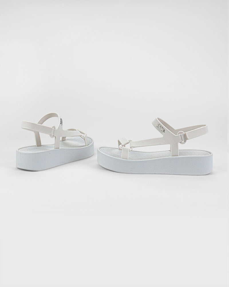 WHITE - AR880