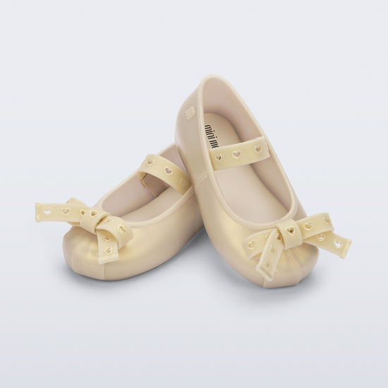 PEARLY BEIGE - BP390