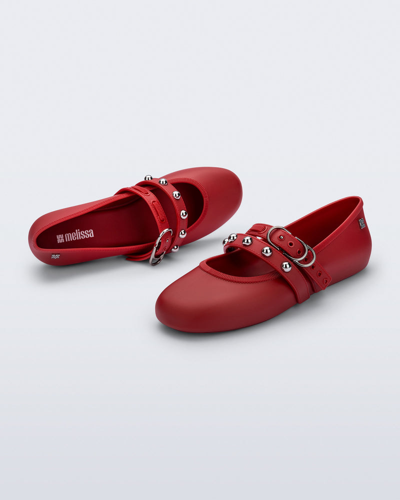 RED - BT669