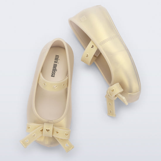 PEARLY BEIGE - BP390