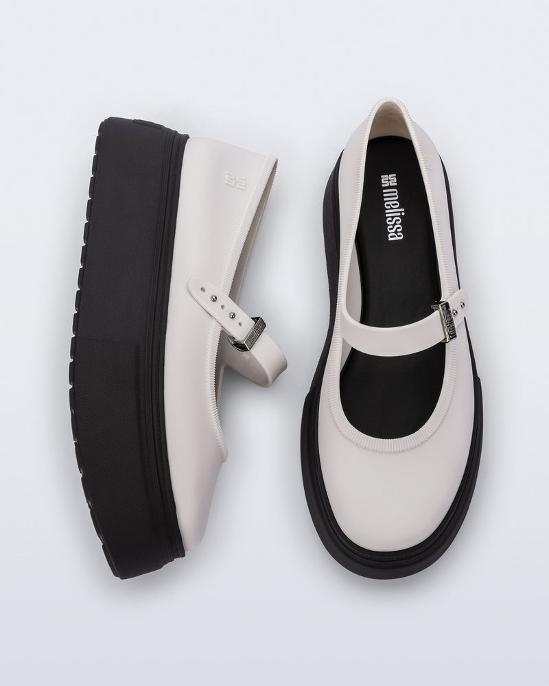 BLACK/WHITE - BP058