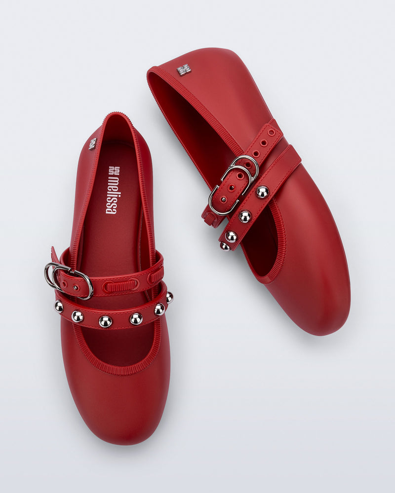 RED - BT669