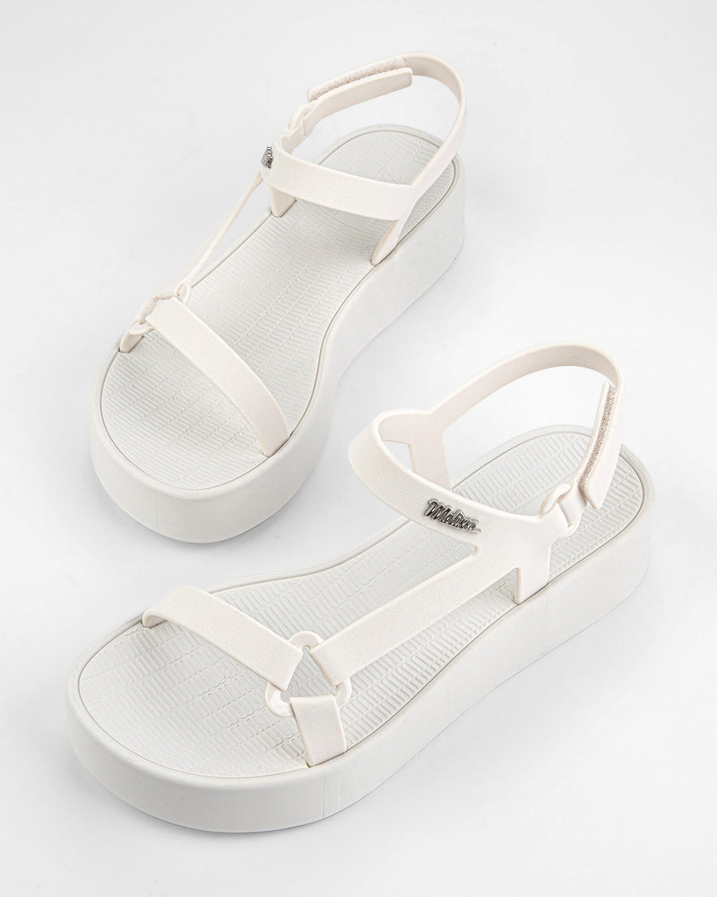 WHITE - AR880