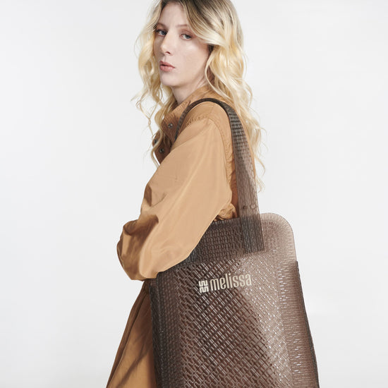 BROWN - BN831