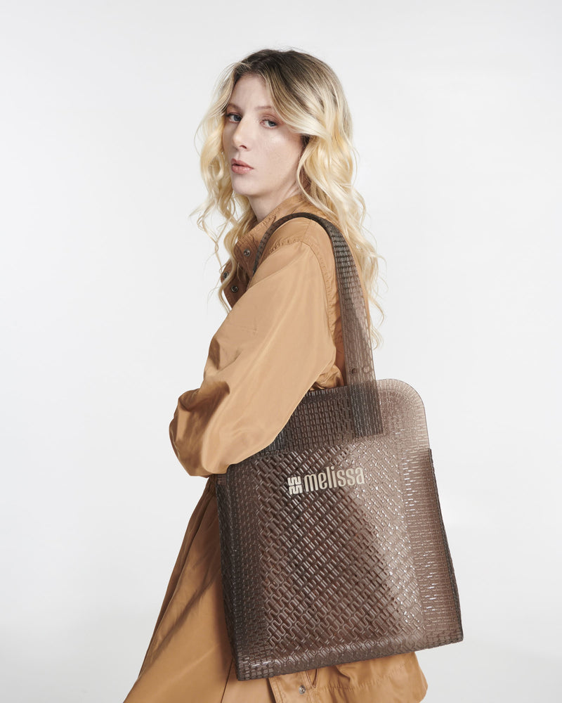 BROWN - BN831