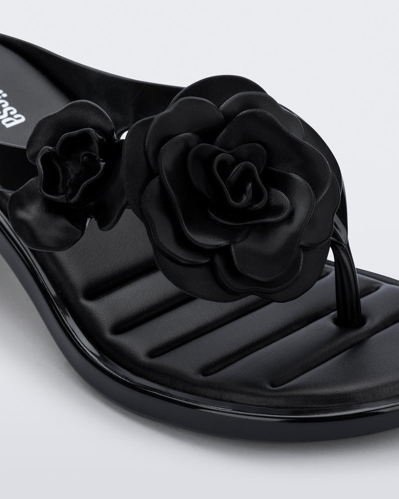 Melissa Thong Kitten Heel Petals Adult