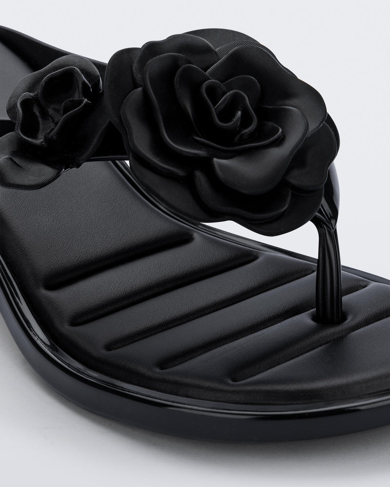 Melissa Thong Kitten Heel Petals Adult