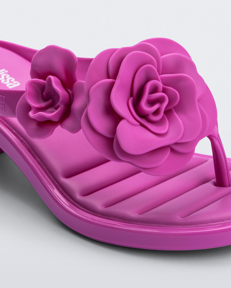 Melissa Thong Kitten Heel Petals Adult