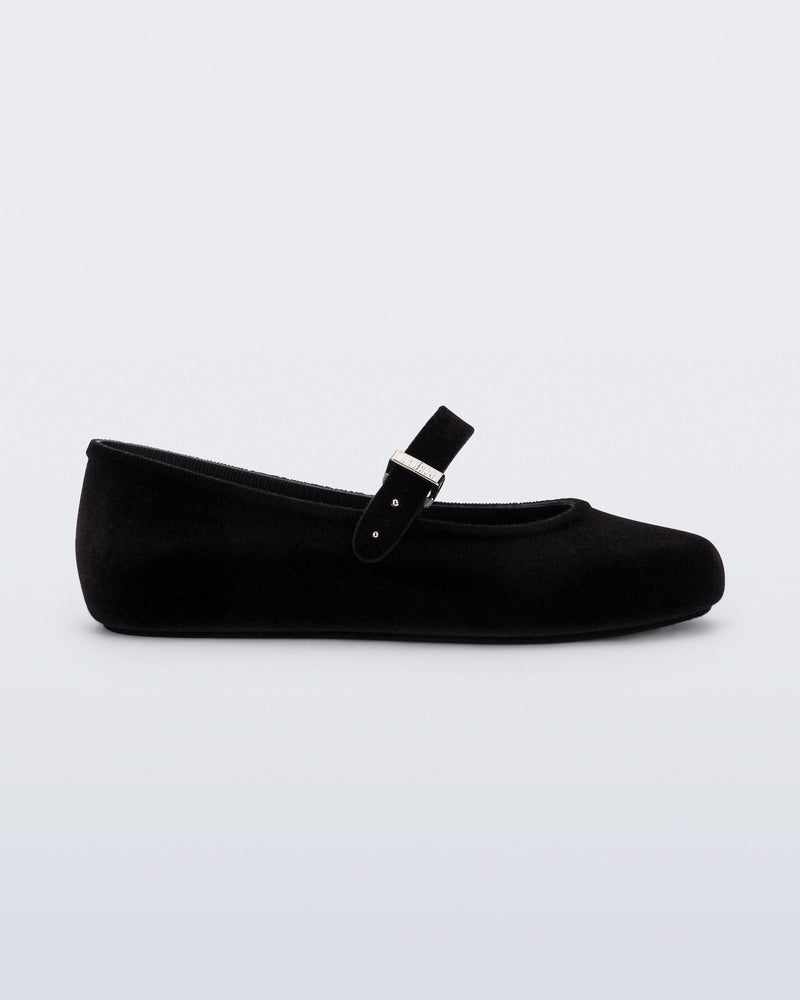 BLACK FLOCKED - BN600