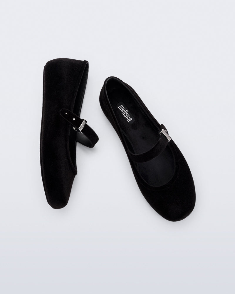 BLACK FLOCKED - BN600