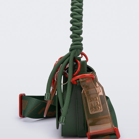 DARK GREEN - BN677