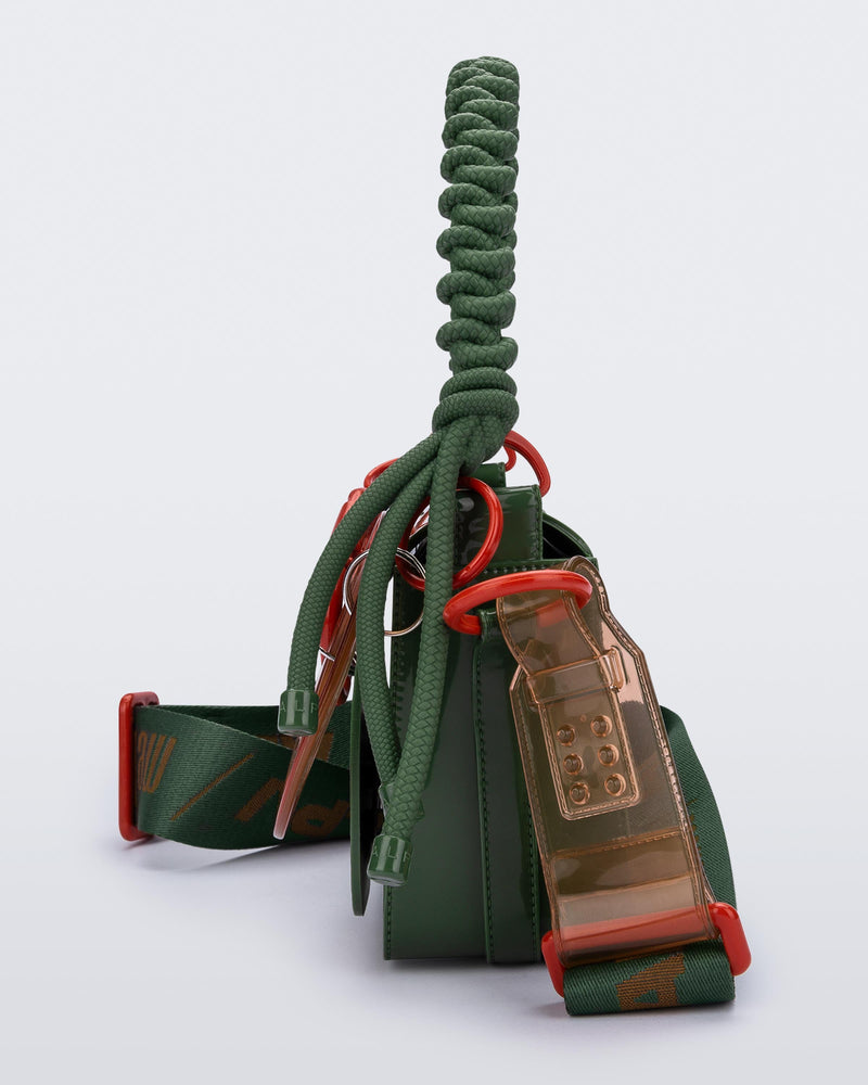 DARK GREEN - BN677