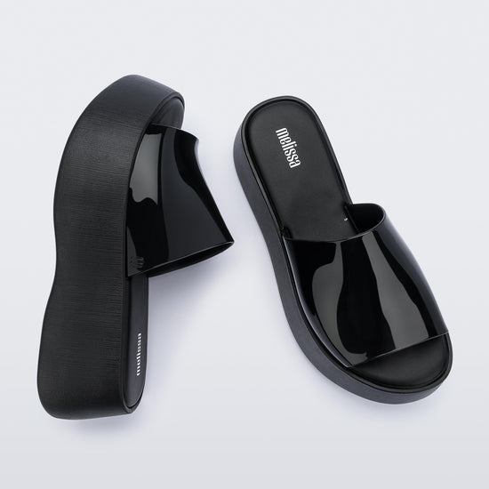 BLACK - 01003