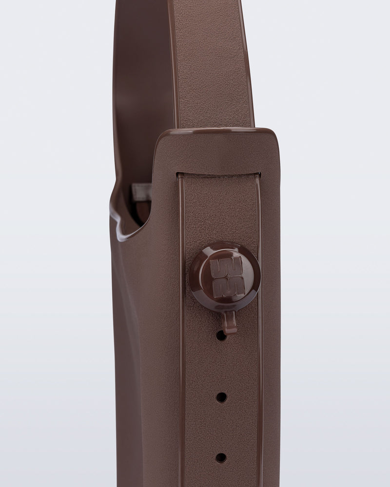 BROWN-BZ962